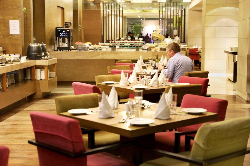 Hotel Royal Orchid Jaipur, Tonk Road Extérieur photo